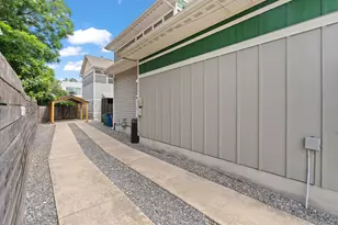 720 Pedernales St, Austin, TX 78702 - Photo 31