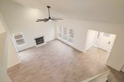 13236 Kerrville Folkway, Austin, TX 78729 - Photo 7