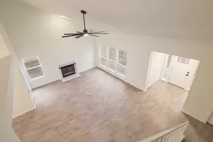 13236 Kerrville Folkway, Austin, TX 78729 - Photo 7