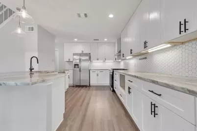 10615 N Platt River Drive, Austin, TX 78748 - Photo 3