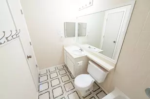 11901 Swearingen Dr, Austin, TX 78758 - Photo 17