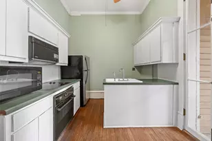 109 E 10th St, Austin, TX 78701 - Photo 27
