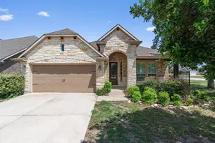 7901 Arbor Knoll Ct, Lago Vista, TX 78645 - Photo 1