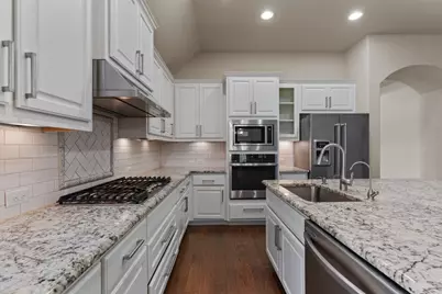 7901 Arbor Knoll Court, Lago Vista, TX 78645 - Photo 9