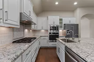 7901 Arbor Knoll Ct, Lago Vista, TX 78645 - Photo 9