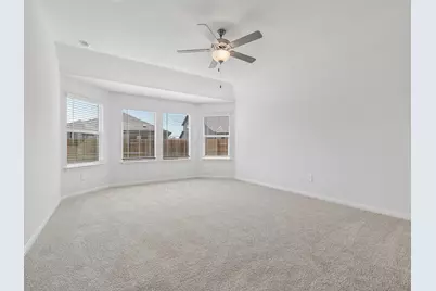 160 Coopers Hawk Crest, Cedar Creek, TX 78612 - Photo 5