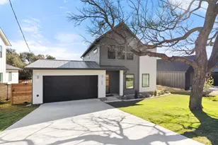 11009 4th St, Jonestown, TX 78645 - Photo 1