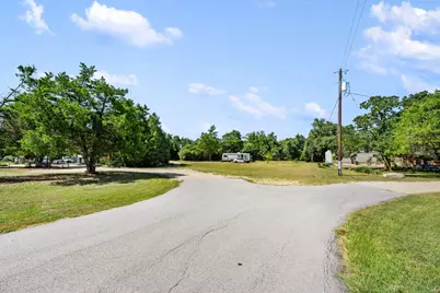 2057 Us-290 Highway E #1, McDade, TX 78650 - Photo 7