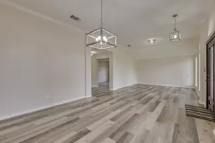 6613 Bramber Ln, Austin, TX 78754 - Photo 7