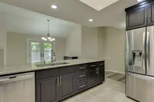 6613 Bramber Ln, Austin, TX 78754 - Photo 13