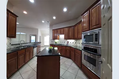 10028 Lisi Anne Drive, Austin, TX 78717 - Photo 15