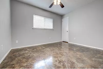 12925 Covington Trail, Austin, TX 78727 - Photo 11