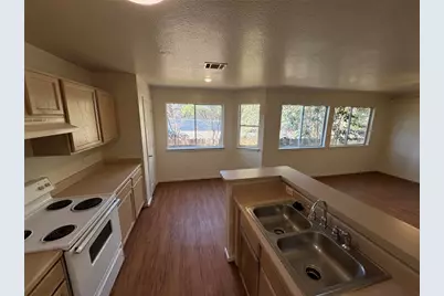 111 Cedar Grove, San Marcos, TX 78666 - Photo 9