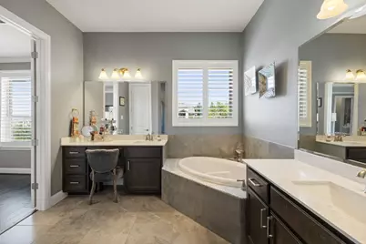 205 Woodlands Court, Lakeway, TX 78738 - Photo 23