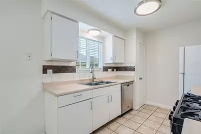 2202 Silver Spur Drive, Round Rock, TX 78681 - Photo 15