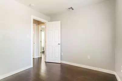 4801 Avenue H, Austin, TX 78751 - Photo 3