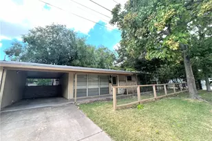 5011 Finley Dr, Austin, TX 78731 - Photo 1