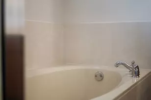 9201 Brodie Ln, Austin, TX 78748 - Photo 23