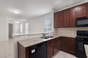 126 Boxwood Dr, Buda, TX 78610 - Photo 11