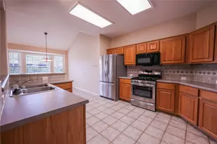 1305 Willow Bluff Dr, Pflugerville, TX 78660 - Photo 5