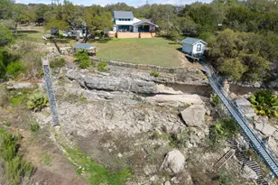 1405 Cat Hollow Club Dr, Briarcliff, TX 78669 - Photo 39