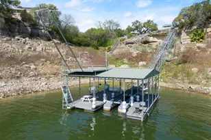 1405 Cat Hollow Club Dr, Briarcliff, TX 78669 - Photo 37