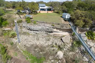 1405 Cat Hollow Club Dr, Briarcliff, TX 78669 - Photo 39