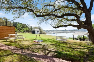 1405 Cat Hollow Club Drive, Briarcliff, TX 78669 - Photo 25