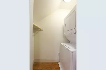 711 W 32nd Street #110, Austin, TX 78705 - Photo 9