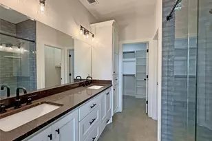 221 Hester St, Lexington, TX 78947 - Photo 9