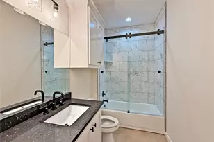 221 Hester St, Lexington, TX 78947 - Photo 15