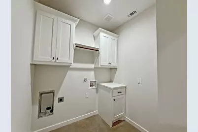 221 Hester Street, Lexington, TX 78947 - Photo 13