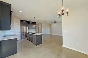 221 Hester St, Lexington, TX 78947 - Photo 5