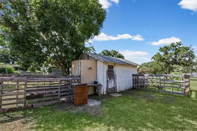 1406 Kingfish Drive, Marble Falls, TX 78654 - Photo 25