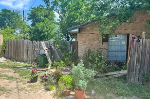 7710 Eastcrest Dr, Austin, TX 78752 - Photo 15