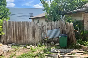 7710 Eastcrest Dr, Austin, TX 78752 - Photo 13