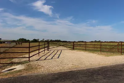 700 County Road 330 Road, Granger, TX 76530 - Photo 3