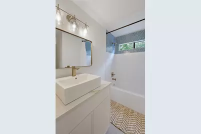 13265 Kerrville Folkway Drive, Austin, TX 78729 - Photo 35