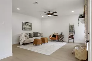 13265 Kerrville Folkway Dr, Austin, TX 78729 - Photo 11