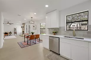 13265 Kerrville Folkway Dr, Austin, TX 78729 - Photo 17