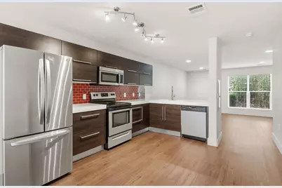1101 Grove Boulevard #708, Austin, TX 78741 - Photo 9
