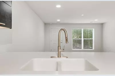 1101 Grove Boulevard #708, Austin, TX 78741 - Photo 11