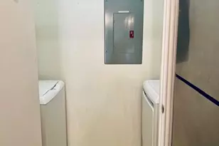 802 S 1st St, Austin, TX 78704 - Photo 15