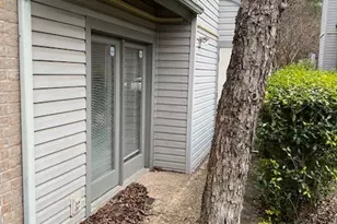 802 S 1st St, Austin, TX 78704 - Photo 27