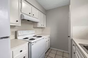 1706 Onion Creek Village Creek, Round Rock, TX 78664 - Photo 13