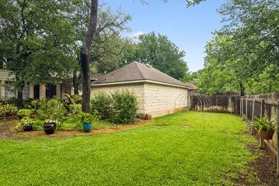 6804 Robert Dixon Drive, Austin, TX 78749 - Photo 39