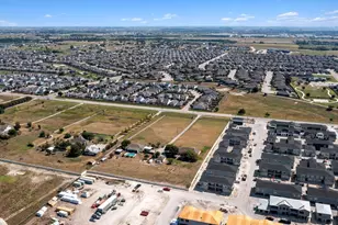 8000 County Road 110 Rd, Round Rock, TX 78665 - Photo 35