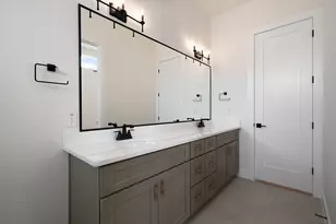 365 San Saba Dr, Buda, TX 78610 - Photo 17