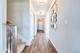 450 Sue Peaks Loop, Dripping Springs, TX 78620 - Photo 7