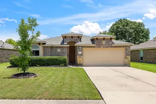 106 Legends of Hutto Tr, Hutto, TX 78634 - Photo 1